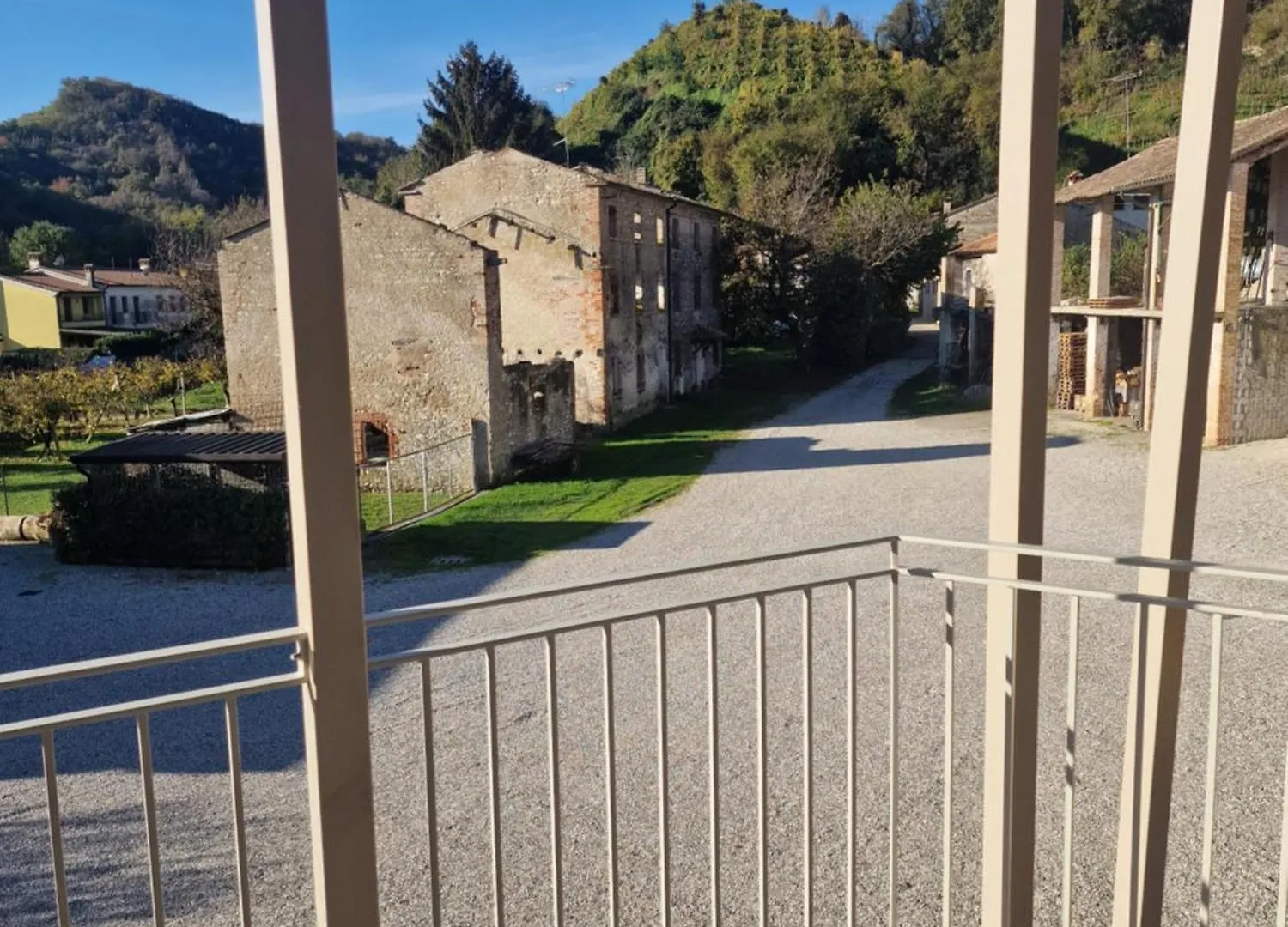 شقة Agriturismo Borgo Riva Granda Col San Martino